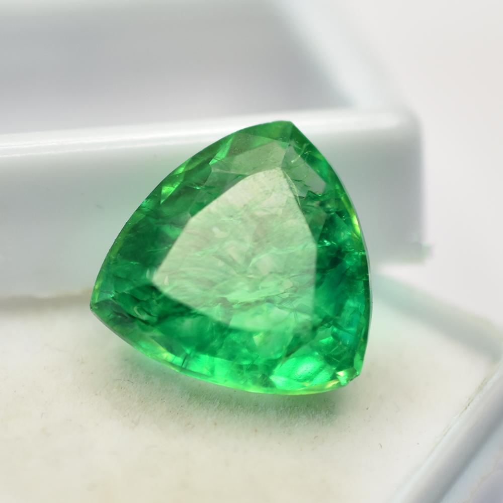 Natural Green Emerald Loose Gemstone 14x14mm Trillion Shape for Jewelry Making and Gem Collections