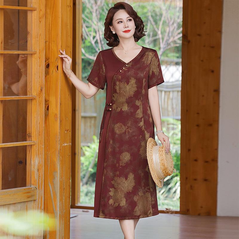 

Elegant Short-Sleeved Qipao Dress for Summer - Stylish Meat-Covering Design for Middle-aged and Elderly Women XXL