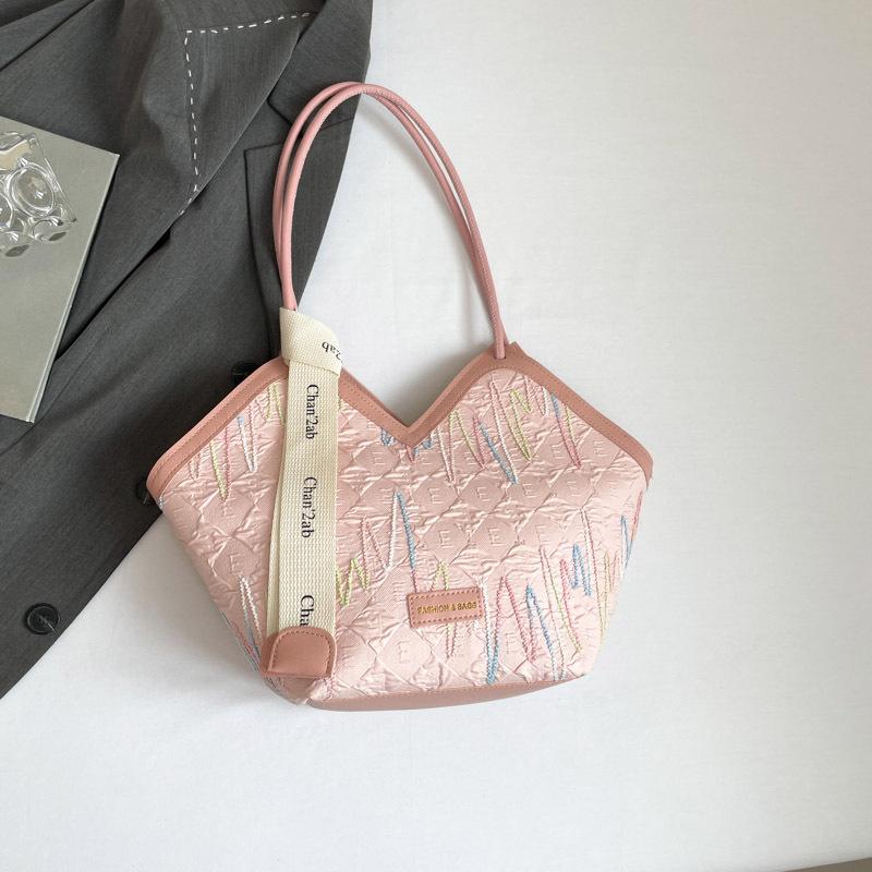 

2 New line design casual fashion trend beautiful large capacity portable shoulder armpit tote bag розовый