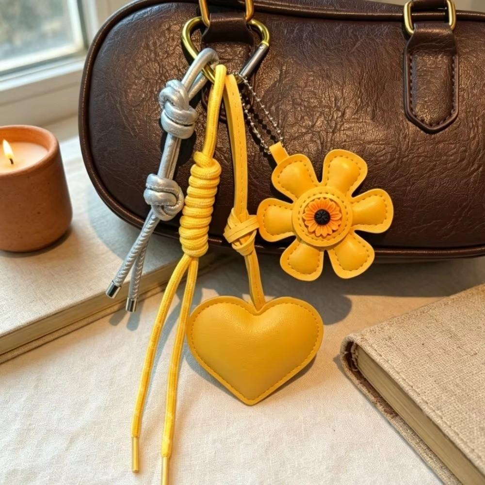 Sunflower Flower Heart Keychain Vintage Bag Ornament Fashion Bag Hanging Keys