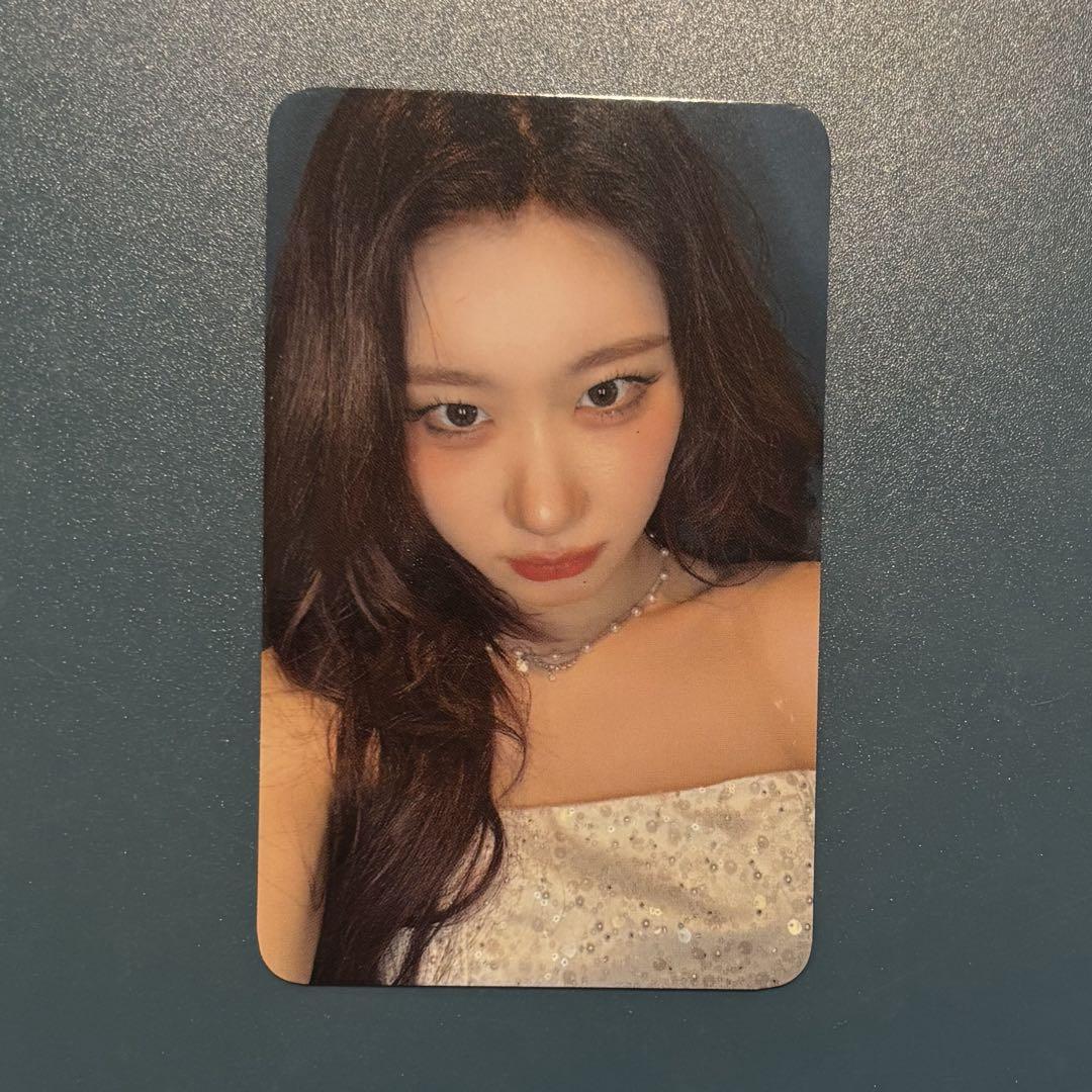 

[USED] ITZY Chaeryeong Trading Card Sanok Gayo Daejeon Born to Be