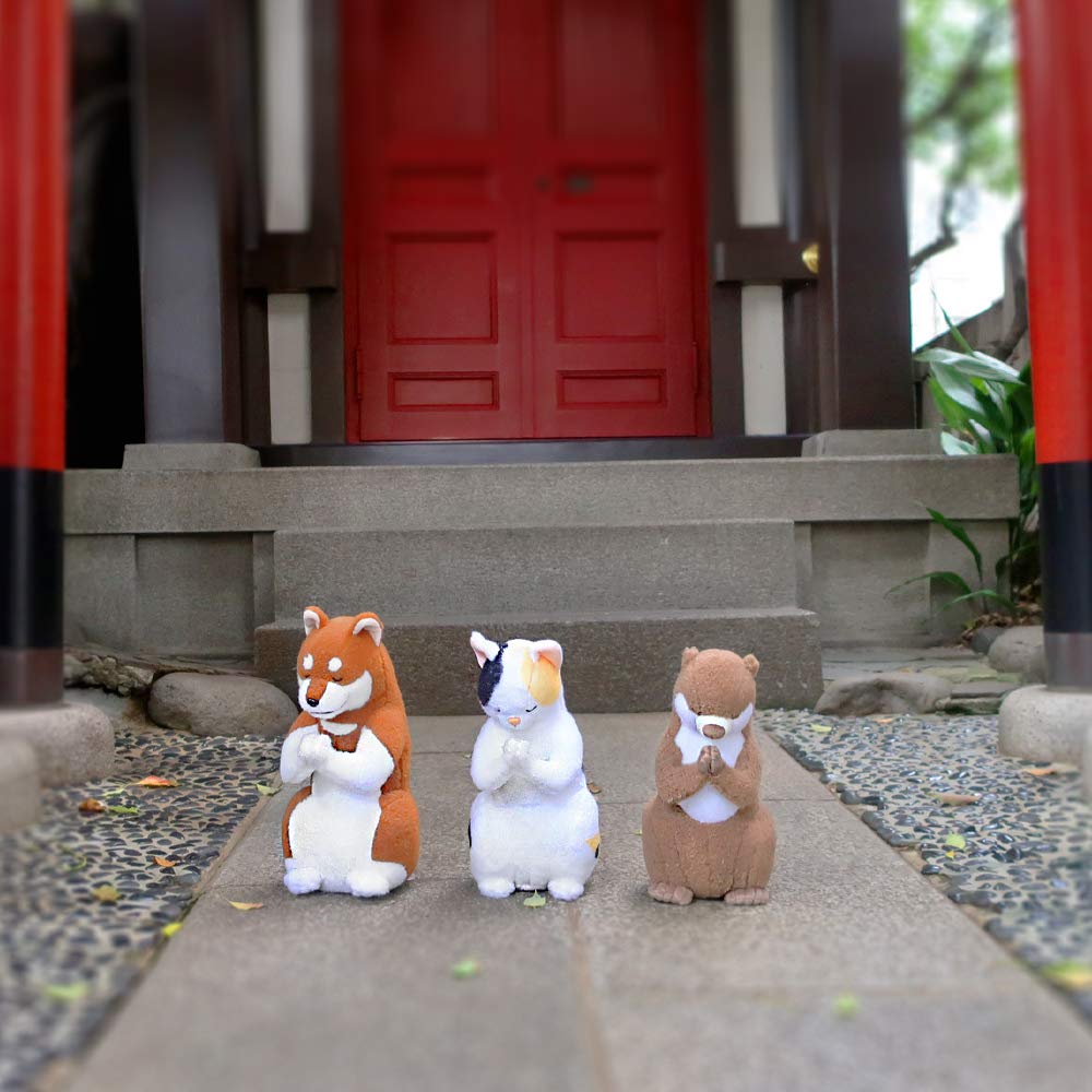 Shinada Global Asian Otter Plush 15 X 17 X 32 Animal Prayer-Shaped Small-Clawed Toy, Cm, Merchandise, GSHO-0250K