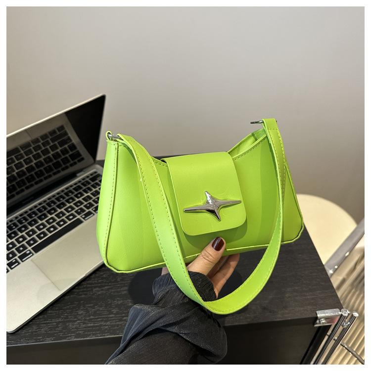 

Нова літня сумка-багет із текстурою Інтернет-знаменитостей під пахвами, жіноча сумка з нішевим дизайном, модна сумка з замком на одному плечі, косою сумкою зелений