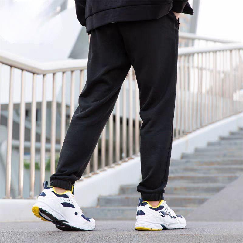 Li Ning Plain Logo Print Cuffed Fleece Warm Sports Pants Men Pants Black YKLS461-1