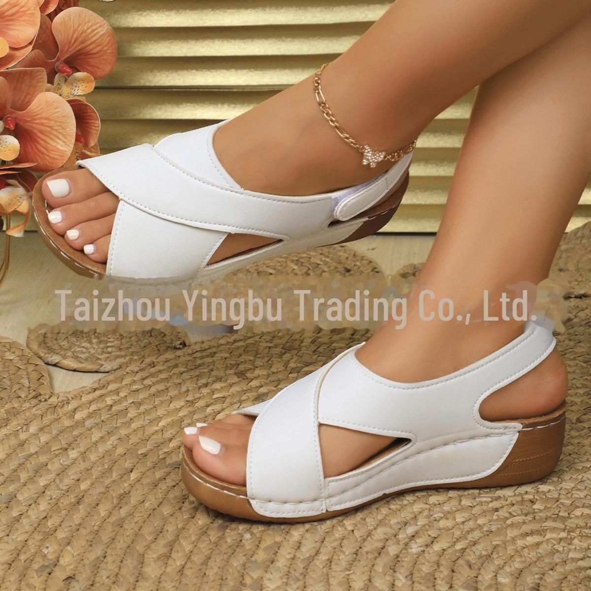 

Женские дышащие сандалии в тон - новинка 2024 года, повседневная пляжная обувь на лето 37