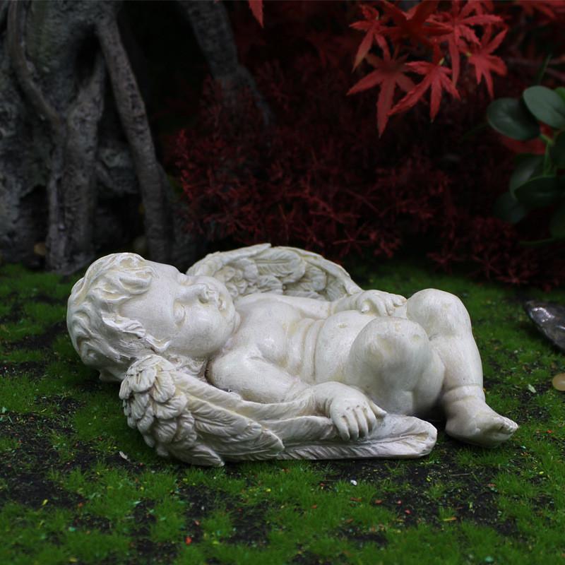 Angel Garden Ornament Resin Sculpture With Cupid Figure For Micro Landscape