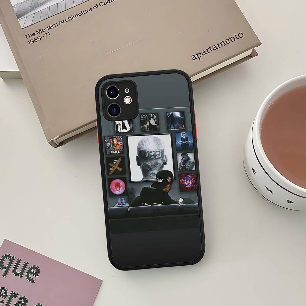 Chris Brown Amerikanischer Rapper Handyhülle Für IPhone 16 15 14 13 12 11 Pro Max 7 8 6 6s Plus Matten Cover