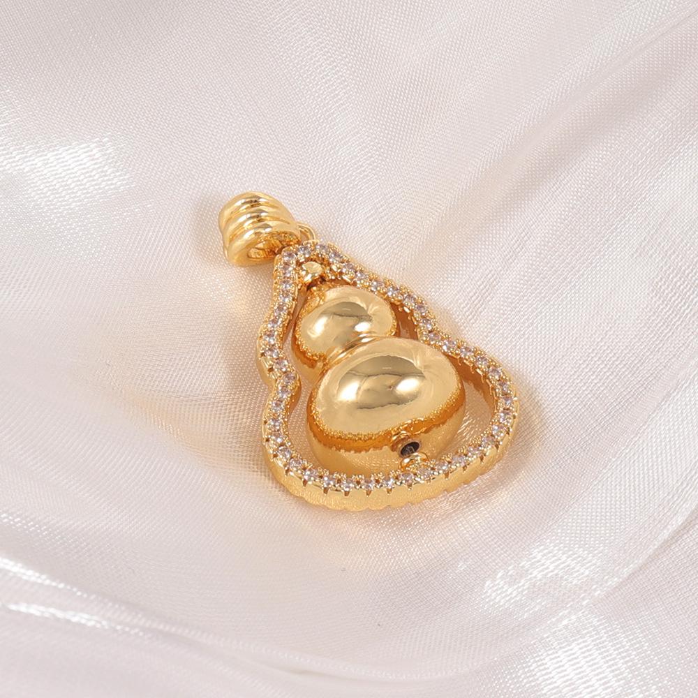 Golden Gourd Pendant: Fortune-Attracting Luxury Chain with Exquisite Design, Versatile Chinese-Style Accessory
