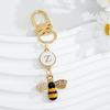 New Metal Bee Alphabet Keychain Fashion A-Z 26 Letters Keyring Charms Bag Pendant Jewelry Gift Accessories