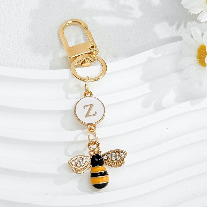 New Metal Bee Alphabet Keychain Fashion A-Z 26 Letters Keyring Charms Bag Pendant Jewelry Gift Accessories