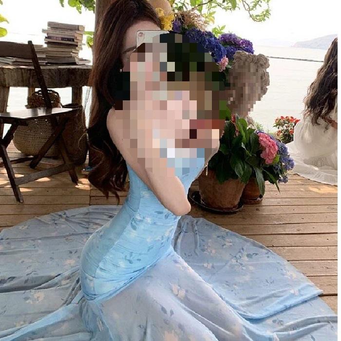 French blue floral suspender dress women's summer seaside vacation beautiful slim pure desire fishtail hip wrap dress