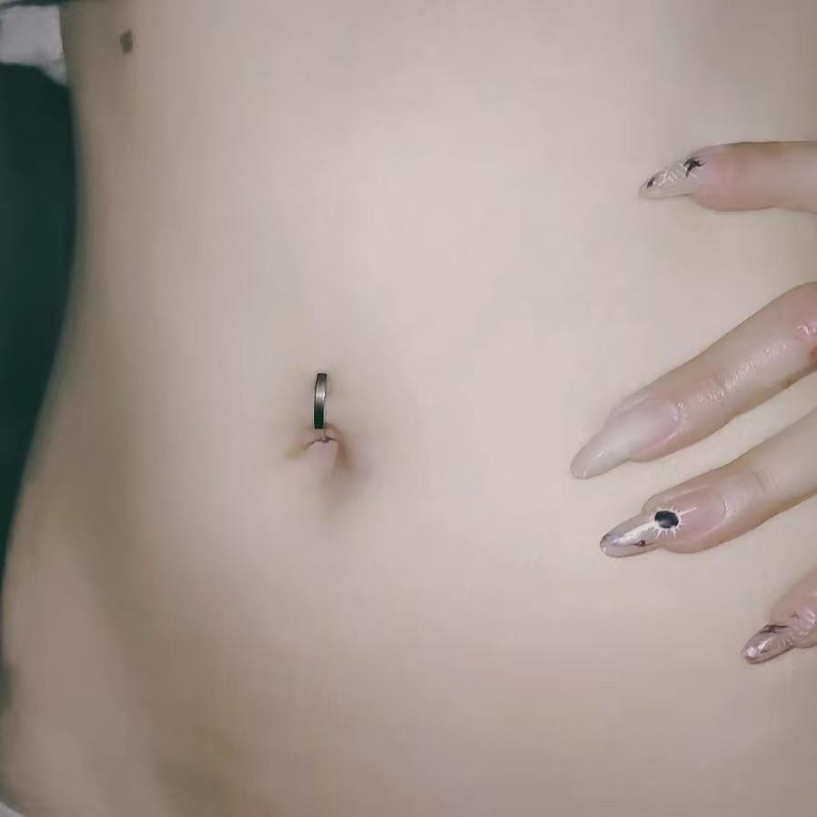 Anello per Ombelico a Mezzaluna Dingpei - Gioiello Semplice per Piercing all'Ombelico