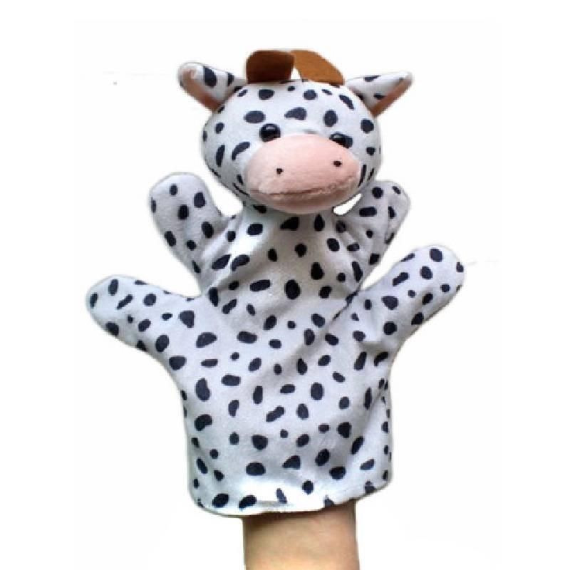 Weiche und entzückende Handpuppen von Gemeinschaftshelfern mit bunten Tiermotiven