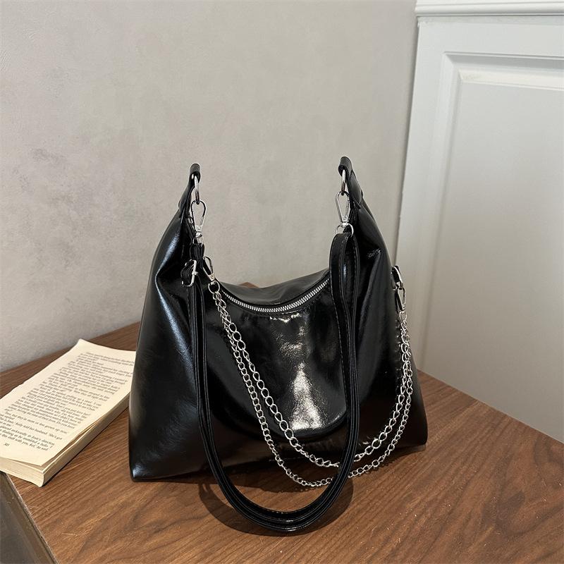 Chain Fashion High-end Underarm Bag with Zipper, Single Shoulder, Pleated Side Crossbody Bag