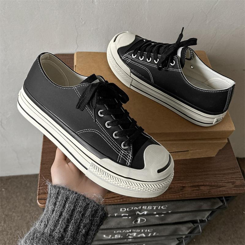 New couple low-top niche smiling men's shoes trendy sports and leisure board shoes men