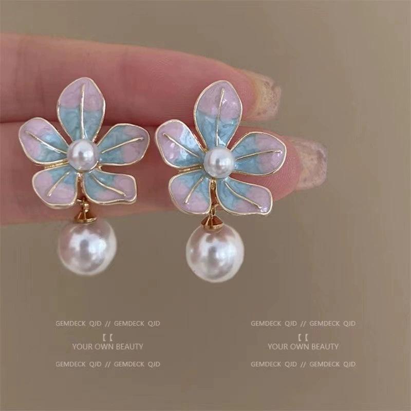 Silver Needle Dongdaemun Fresh Colorful Earrings - Simple, Versatile, Luxury Studs with a High-End Sense