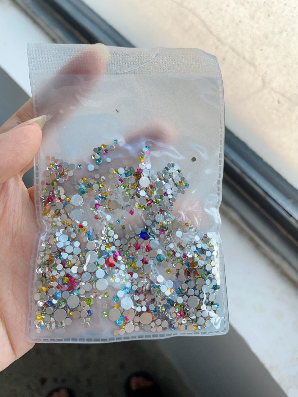 

1400-Piece Mocha & Candy Soda Colored Flat Back Round Nail Art Rhinestones