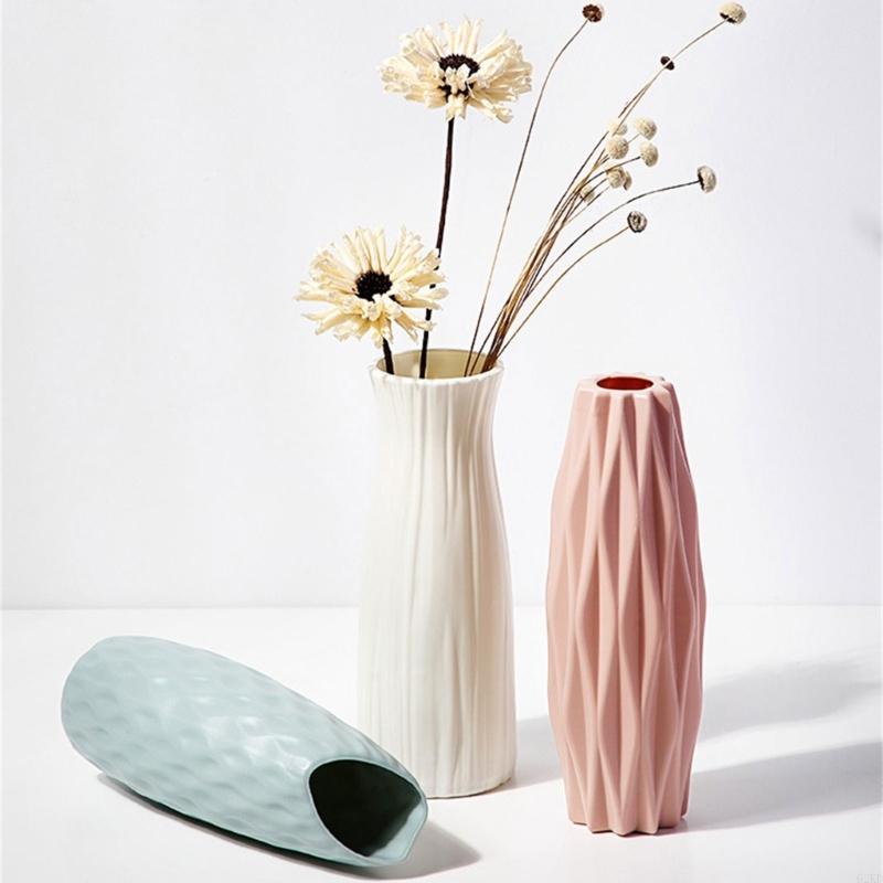 62KD 6PCS Elegant Plastic Flower Holder Vases With Subtle Texture Small Storage Bottle For Home Decoration