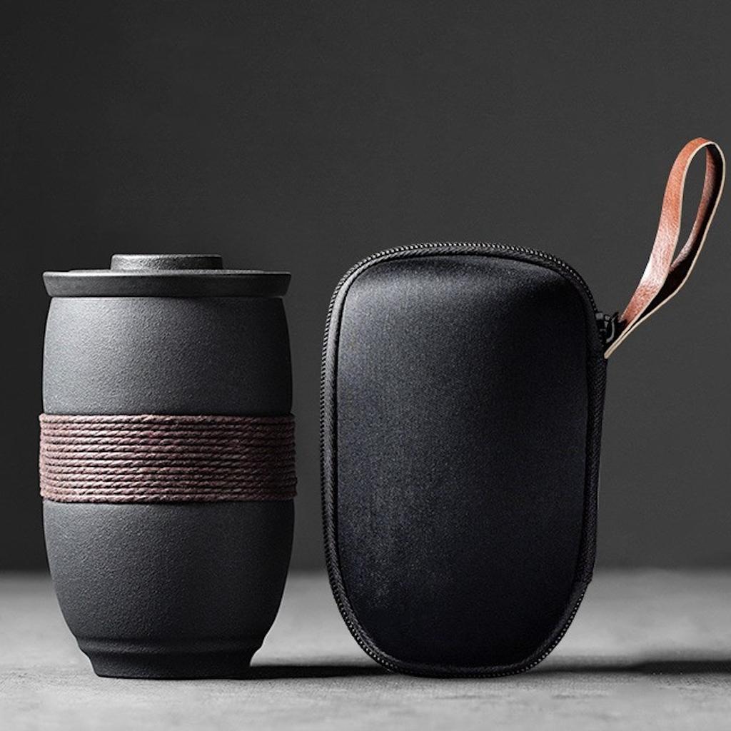 Japanische Keramik-Teetasse mit Filter – Tragbare Wasserabtrennungs-Teetasse mit Deckel für Zuhause, Büro & Reisen
