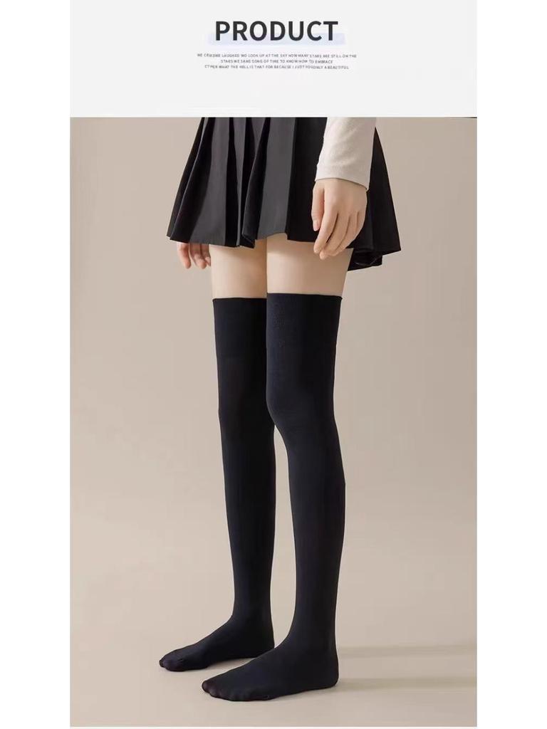 Black and White Cat Paw Over-the-Knee Non-Slip Women's High Socks for Spring and Summer