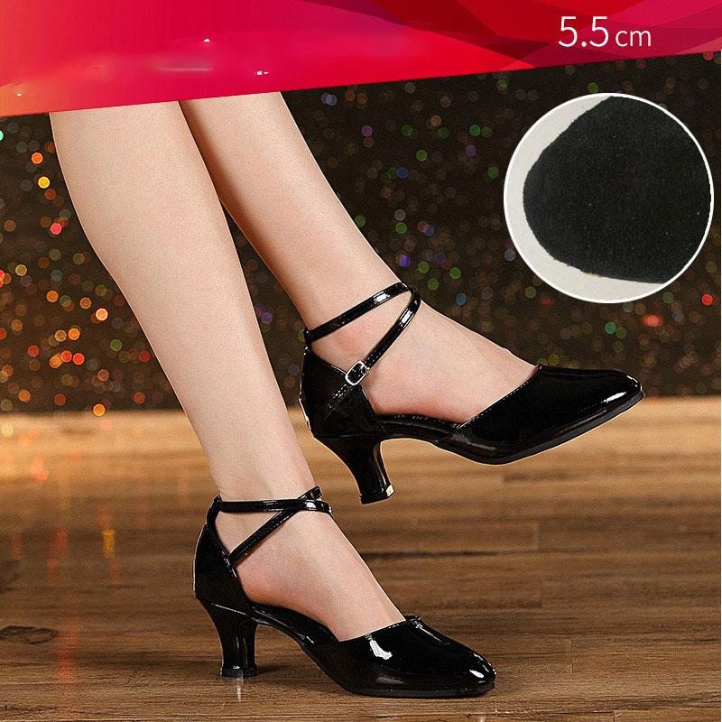 Women Glitter Leather Latin Dance Shoes Closed Toe Soft Sole Salsa Modern Shoe Tango Ballroom Dancing Shoes 3.5cm/5.5cm Heel