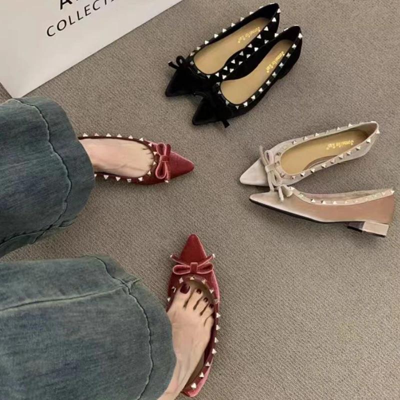 Fashion 2025 Women Ballet Flats Shoes Spring Summer New Casual Walking Loafers Pointed Toe Women Designer Lightweight Slip on Sneakers
