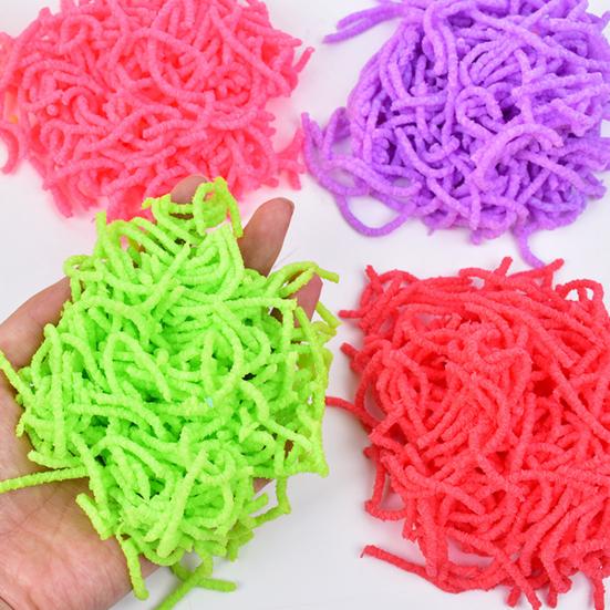 Hareket Eden Sihirli Solucan Şaka Oyuncağı Gerçekçi TPR Sahte Böcek Şaka Hediyeleri İçin Komik Stres Giderici Yenilik Güvenli Çocuk Oyuncağı