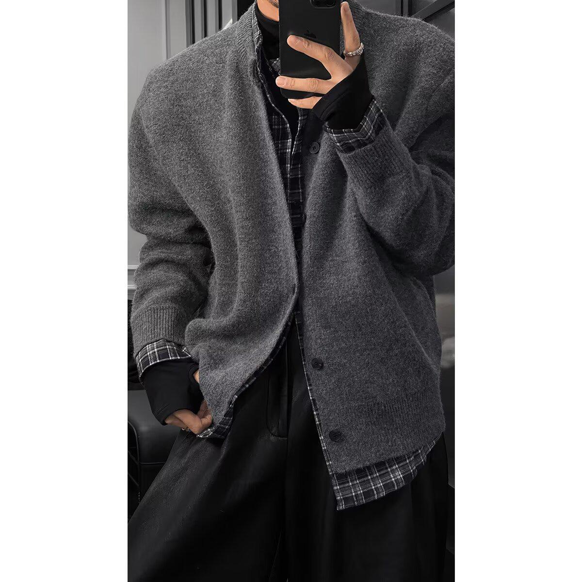 

Men s Japanese Retro Knit Cardigan: Autumn/Winter Casual, Versatile, Loose-Fit Fashion M сірий колір