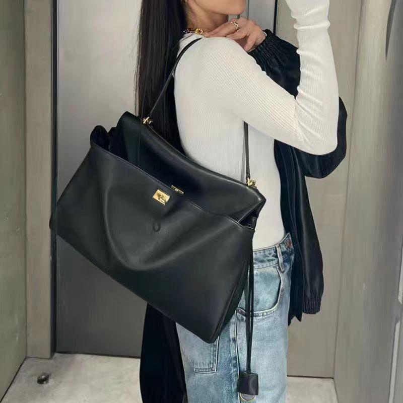 Home o bag shoulder commuter bag leather tote bag underarm tote bag female messenger Kelly bag