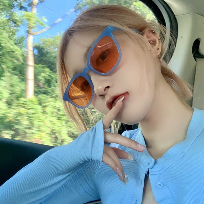 NeoRetro 3928 Tinted Sunglasses C2 Blue Orange