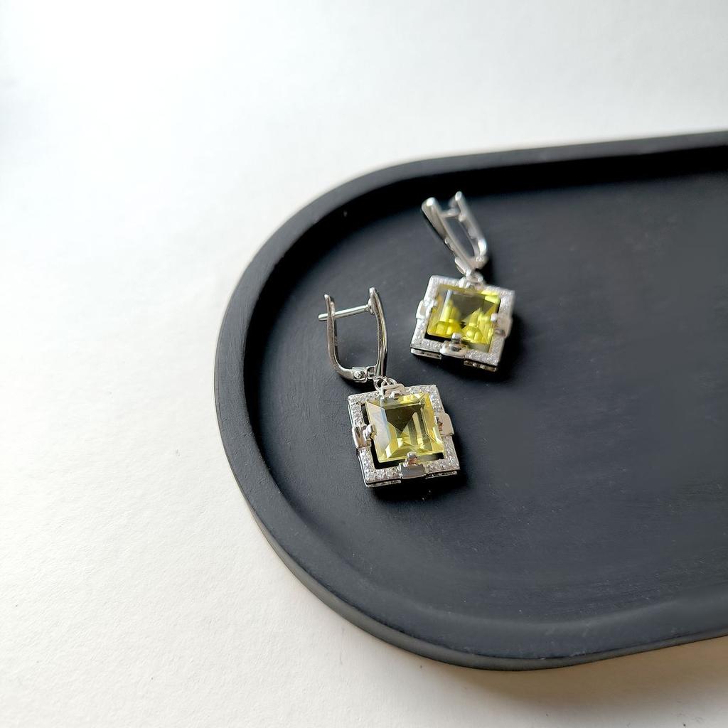 Silberne Ohrringe mit natürlichem grünem Quarz 10,08 ct, Zirkonia (2162292)