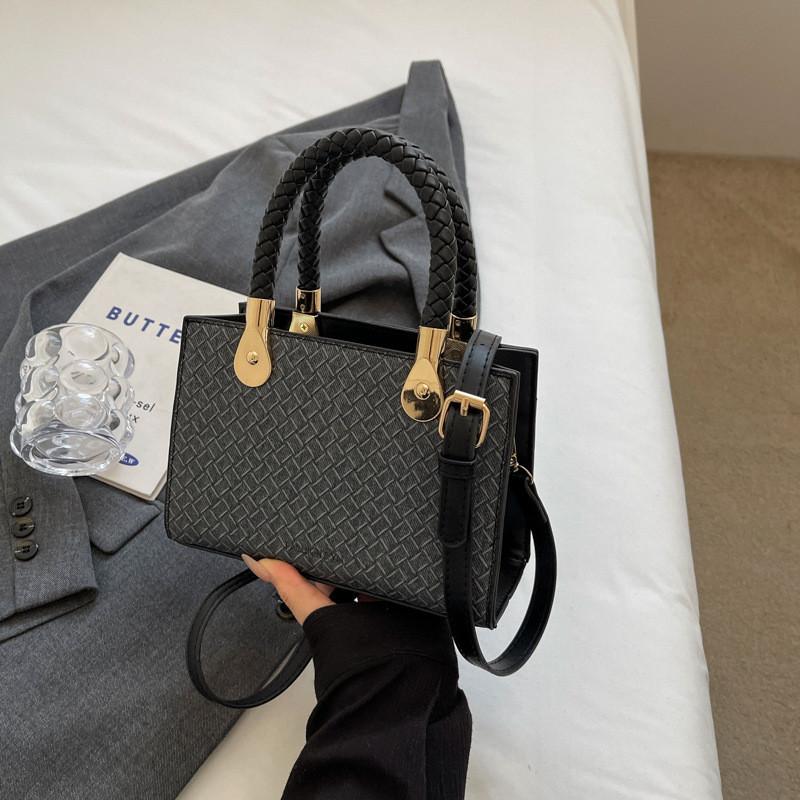 Fashionable Small Shoulder Bag For Women 2024 Spring New Korean Style Minimalist Crossbody Bag Street Trend