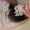 Handgefertigte weiße Imitationsperlen Ohrhänger für Damen Französisch Elegant Braut Hochzeit Romantisch Blume Quaste Anhänger Ohrring K1