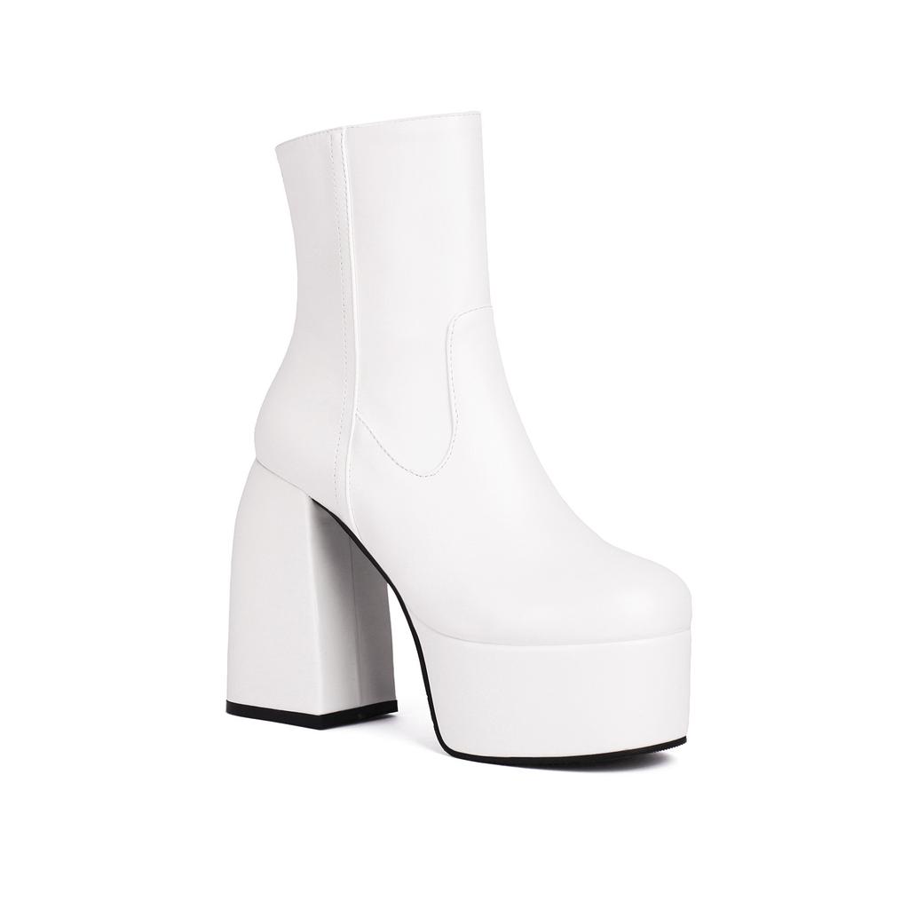 Round Head Thick High Heel Waterproof Table Short Boots Women's Fashion Legs Boots Leather Boots Large Size Boots