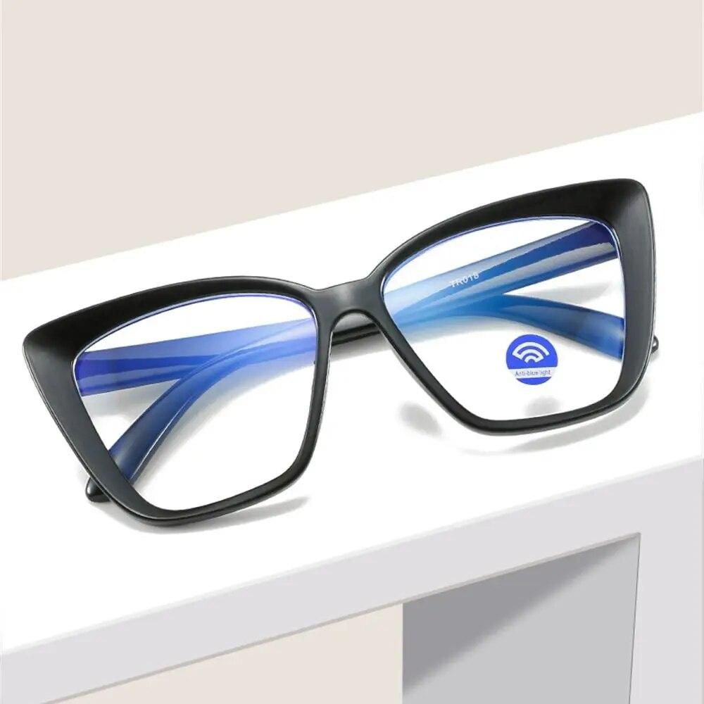 Оправы для очков «кошачий глаз» — фото 5