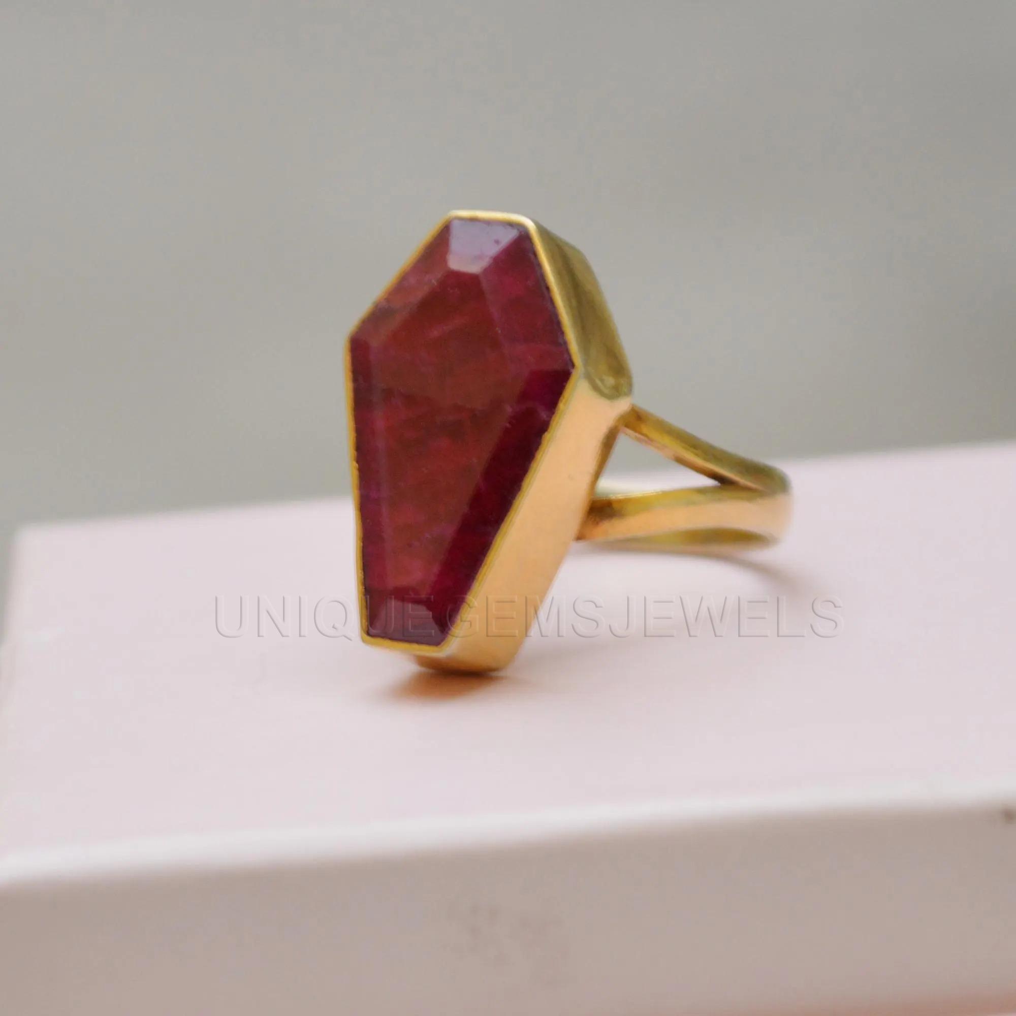 

Coffin Shape Rich Red Ruby gems 925 Sterling Silver 14K Yellow Gold Overlay Ring Jewelry, Fine Silver Ruby Gift Ring Jewelry 10 золотий