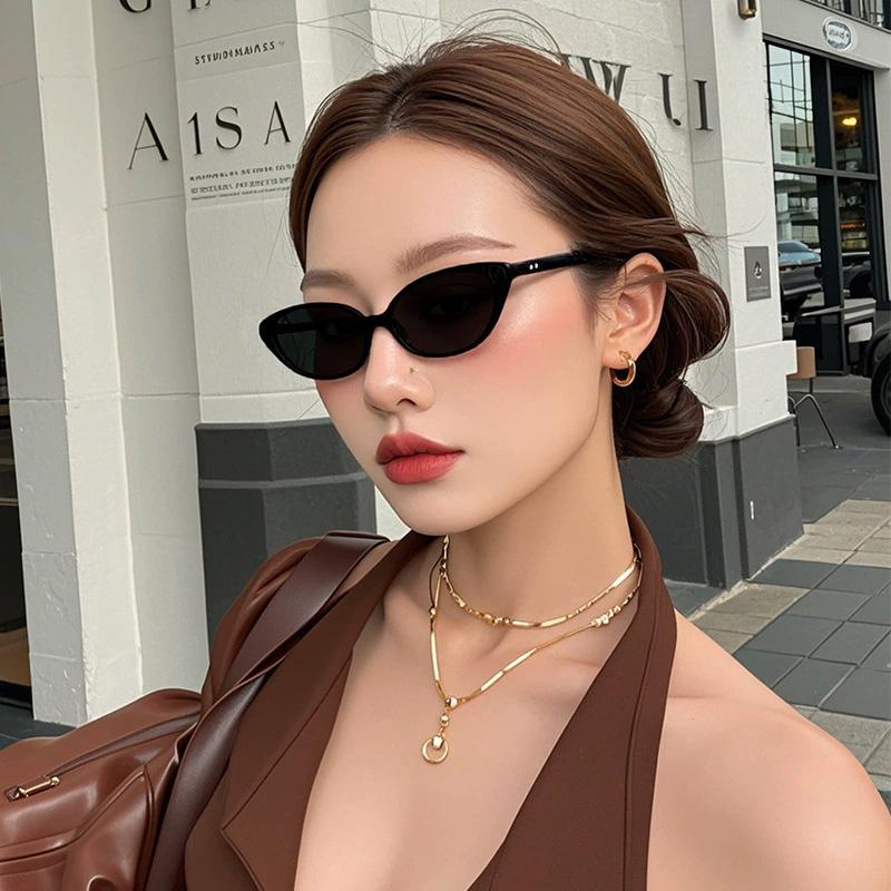 Exquisite Trend Cat Eye Sunglasses Women Men Personality Fashion Sun Glasses Street Photography Glasses