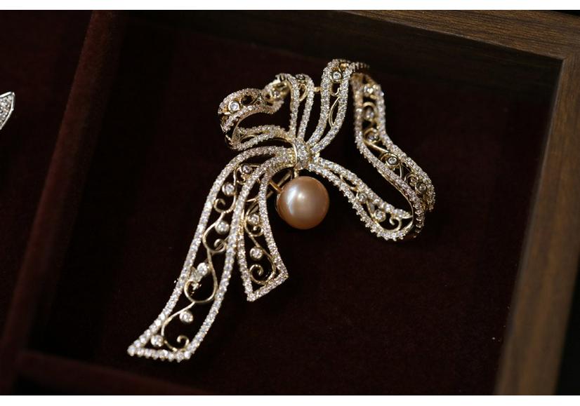 Bo Xin Yun Luxury Micro-Inlaid Zircon Bow Knot Freshwater Pearl Brooch Corsage
