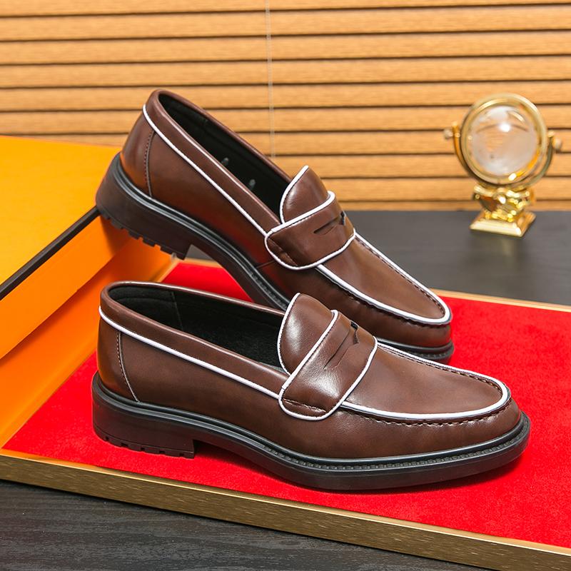 Fashion Men's Leather Shoes Trend Luxury Slip-On Moccasins Business Pointed Toe Leather Shoes Casual Dress Shoes Driving Men's Loafers