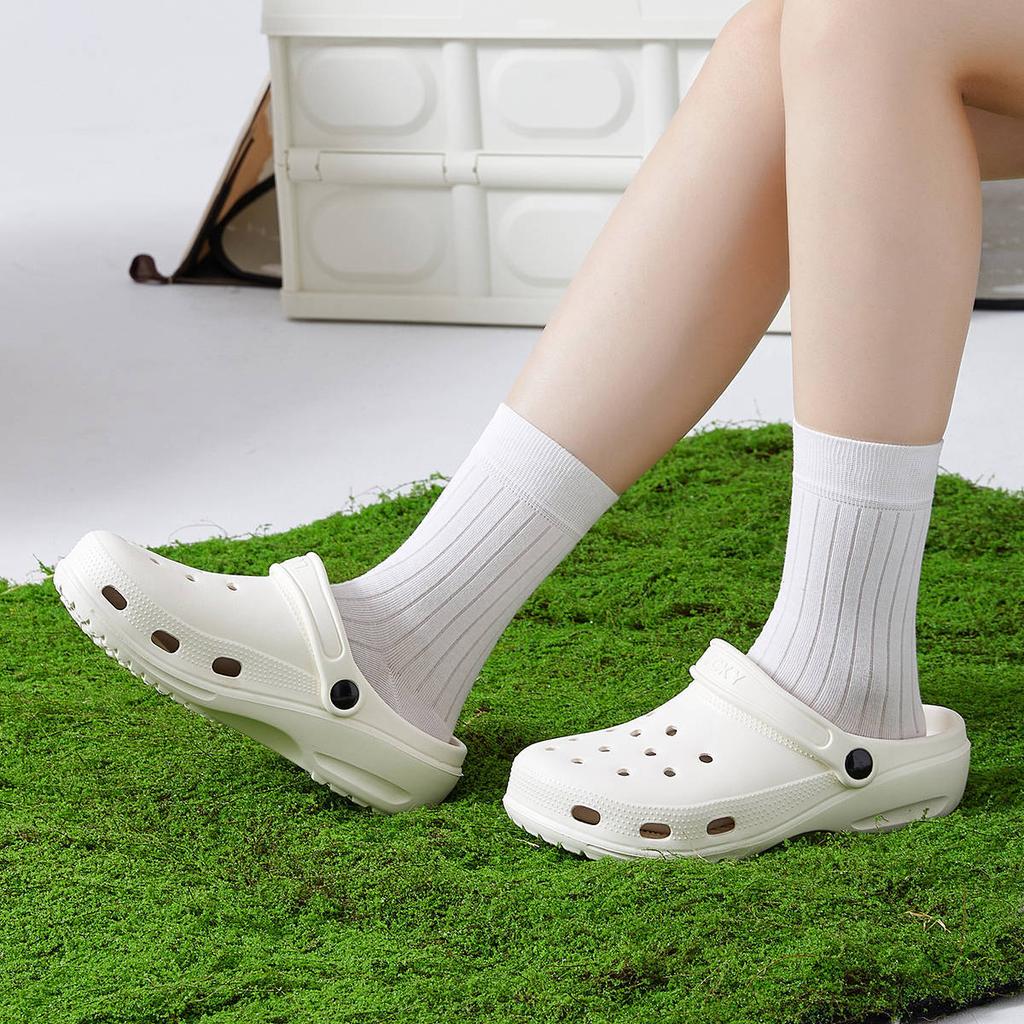 Operating room hole shoes summer new thick-soled breathable non-slip deodorant medical outer slippers