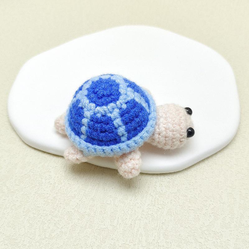 Cartoon Mini Turtle Knitted Keychain - Cute Yarn Crochet Bag Pendant for Couples & Friends