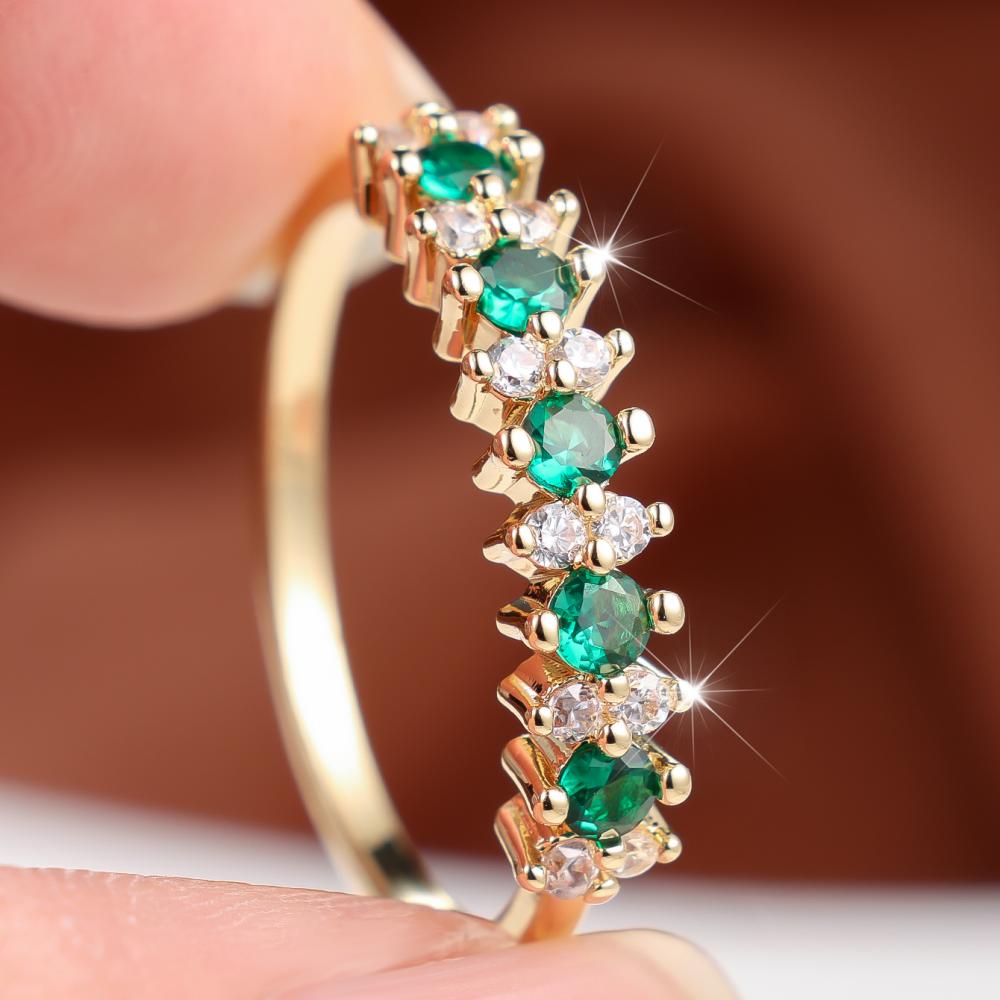 Elegant Two Color Optional Band Ring for Women Green White Zircon Banquet Fashion Jewelry Gift