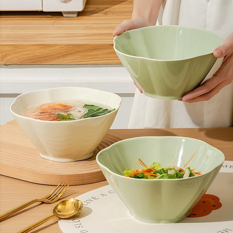 Cream Style Ceramic Noodle Bowls