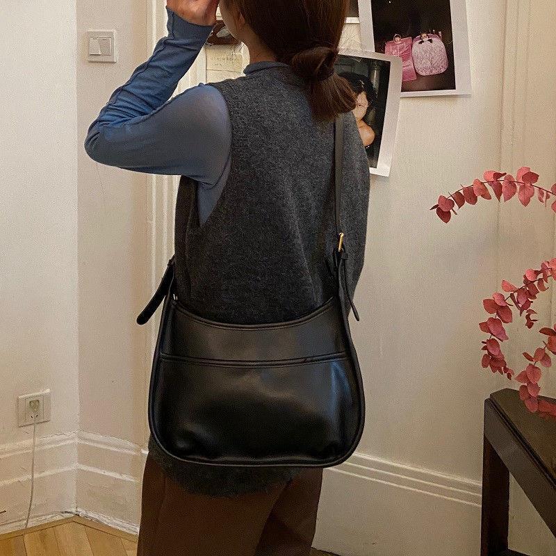 Niche Design Bag Women's Minimalist Underarm Bag Trendy Korean Chic Simple Retro Versatile Saddle Bag