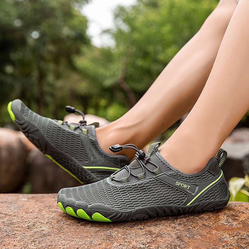 Nové pánské plavecké boty s pěti prsty Boty do vody Plážová obuv Trekové boty Prodyšné a protiskluzové Outdoorová sportovní obuv