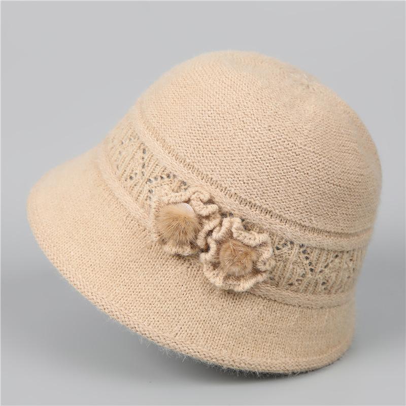 Middle mother hat female winter velvet warm wool hat in the elderly grandma grandma old man cotton hat scarf