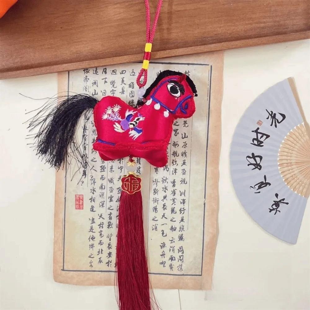 Chinese Red Chinese New Year Incense Packet with Tassel Embroidered Horse Wind Chimes Decoration Festival Atmosphere Zodiac