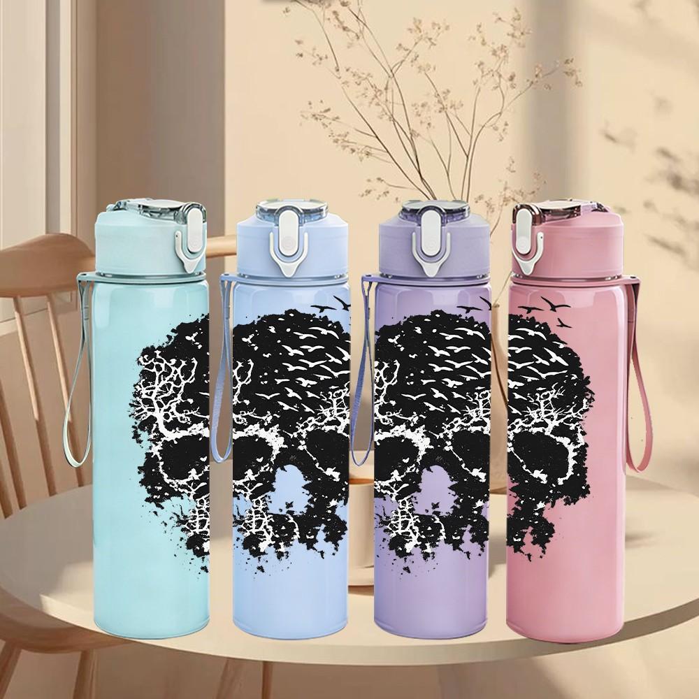 1PC Detailed Monochrome Skull Art Print 750ml Color Plastic Sports Water Bottle Leakproof Flip Straw Lid Suitable for Sports Office Home Use