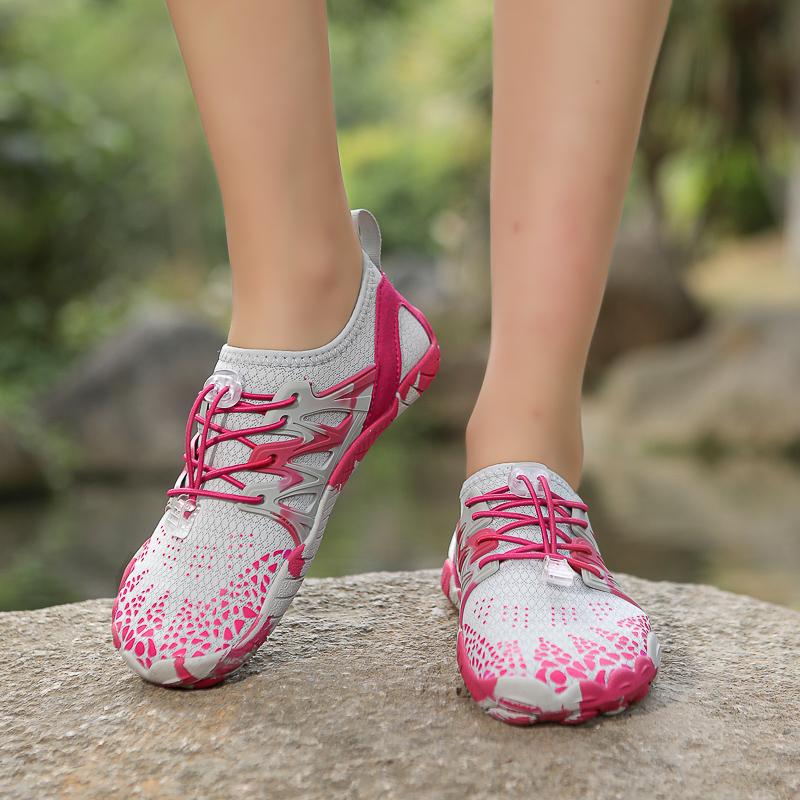 Men's Quick Drying Water Sports Shoes Barefoot Breathable Wading Sneakers Slip-on Aqua Shoes Pool Beach Surfing Swimming