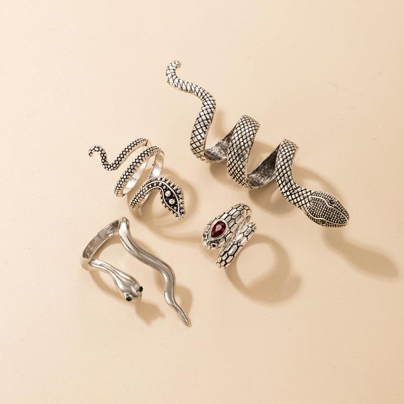 Exaggerated snake ring four-piece set, retro style diamond-set animal ring set